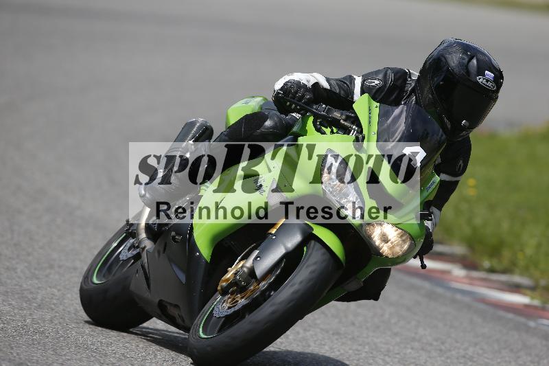 /Archiv-2024/29 12.06.2024 MOTO.CH Track Day ADR/Gruppe blau/4